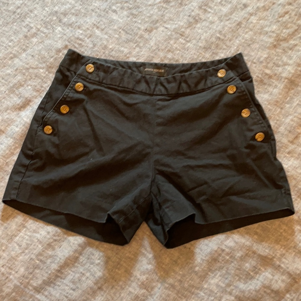 Banana Republic Sailor Short Size 4